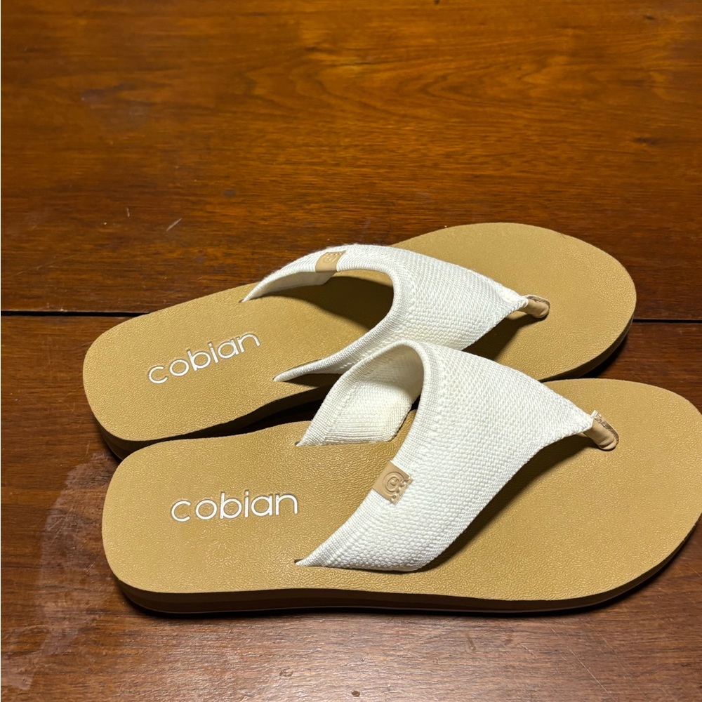 Cobian Flip Flops White Women Size 7 - Picture 7 of 8